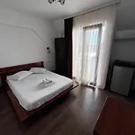 Elegance 3*