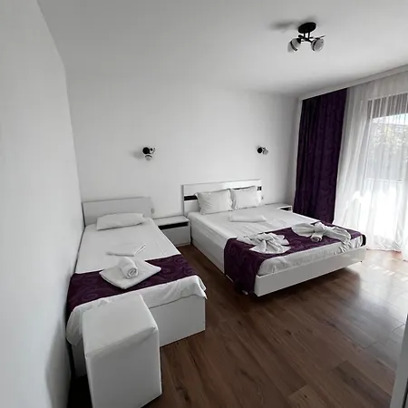 Elegance 게스트하우스 코스티네스티