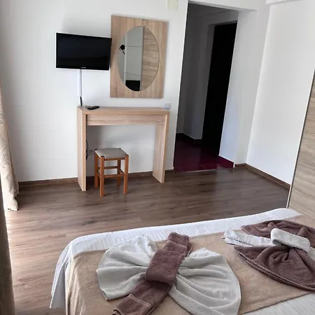 Guest house Elegance 3*