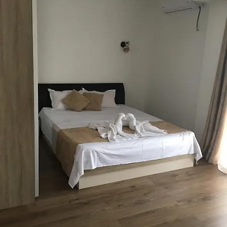 Elegance Guest house 3*